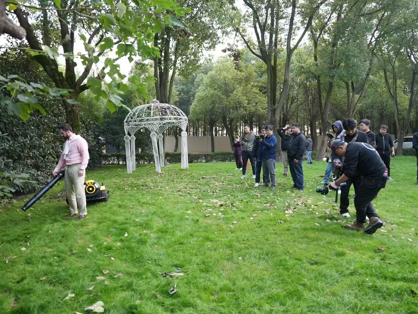 2025智能工業(yè)視頻標(biāo)桿案例：從割草機(jī)看蘇州制造業(yè)的品牌溢價(jià)戰(zhàn)